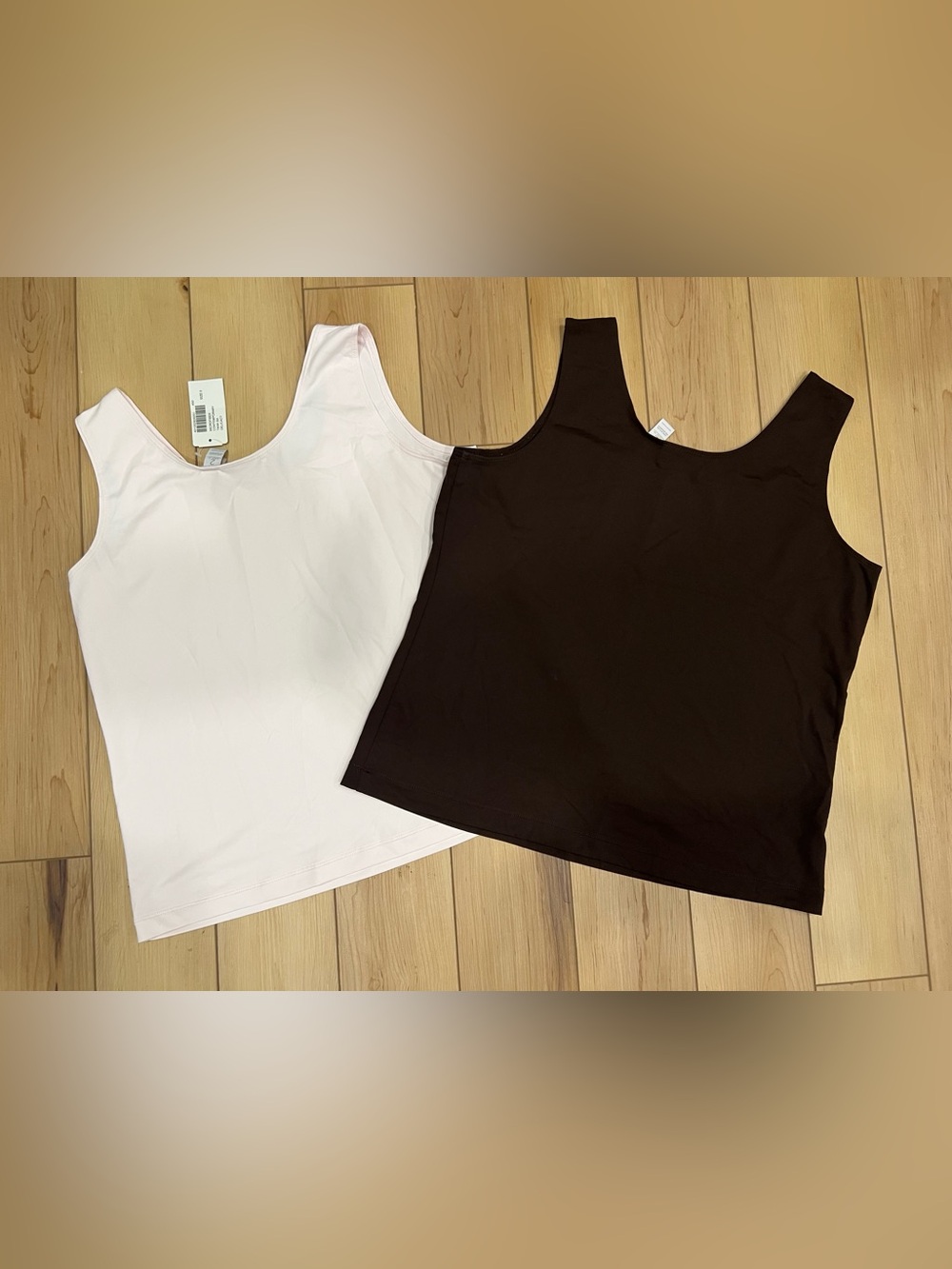 NWT 2 Chico’s Microfiber Tanks - Picture 2 of 6